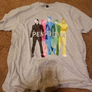 NWOT Exclusive Pentatonix T-Shirt
